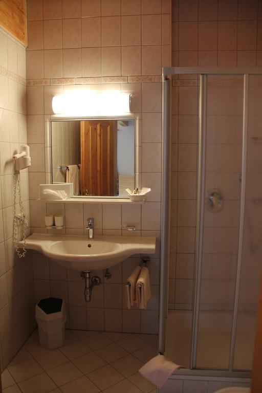 Panorama-Hotel Winklerhof Holzgau Bilik gambar