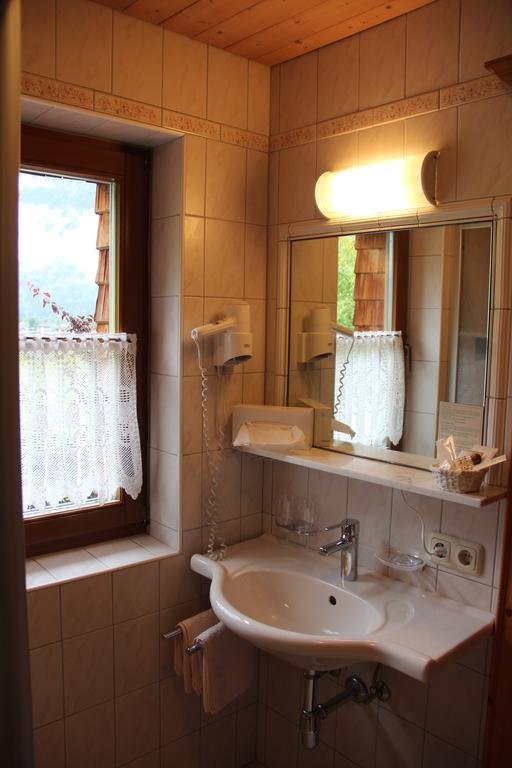 Panorama-Hotel Winklerhof Holzgau Bilik gambar